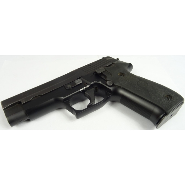 Pistolet Sig Sauer P226 kal. 9x19mm